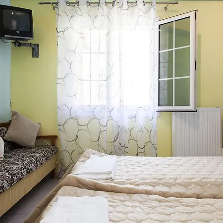 Nyaraló Zois' House Szívrosz