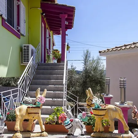 בית נופש Zois' House *