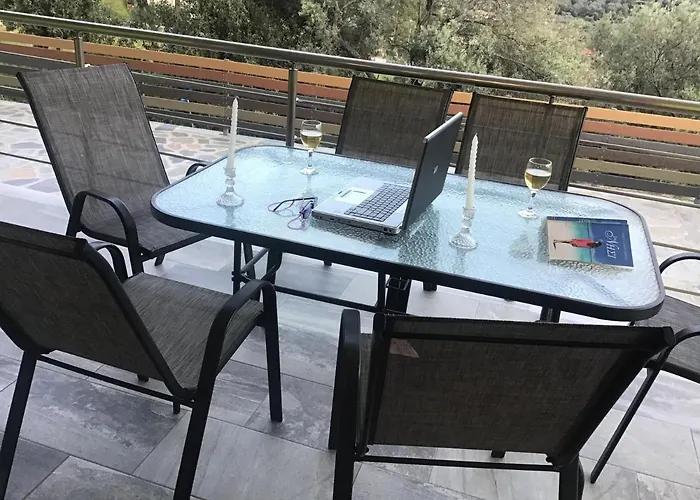 Zois' House Nyaraló *